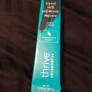 New liquid lash extensions mascara